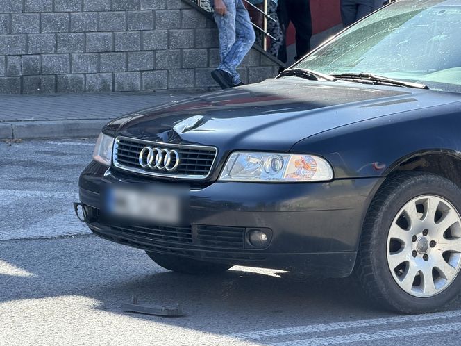 Jastrzębia. 2-letnie dziecko wpadło pod samochód