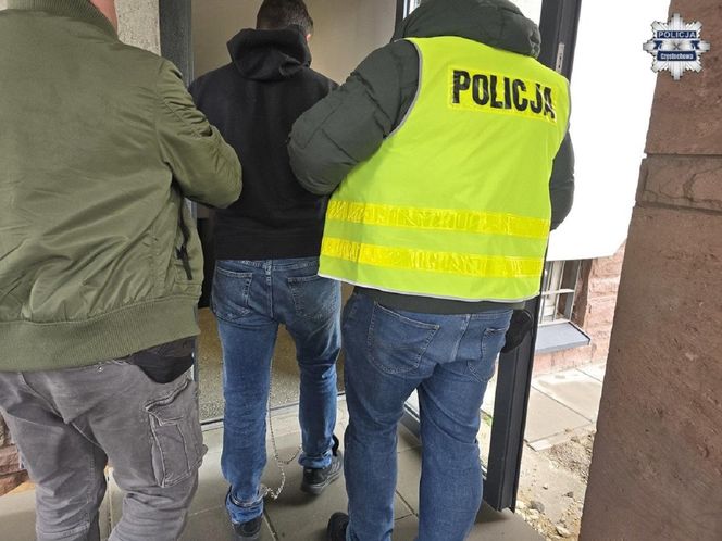 Brutalny atak w Częstochowie. Użyli maczety i noża. Policja rozbiła grupę pseudokibiców.