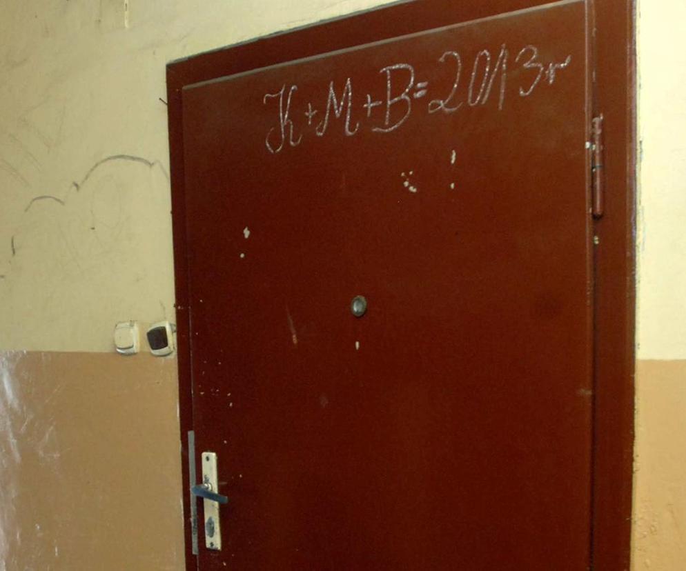 W tym roku większość napisów na drzwiach ma błąd. Polacy robią to nagminnie. Jak podpisać drzwi po Trzech Króli?