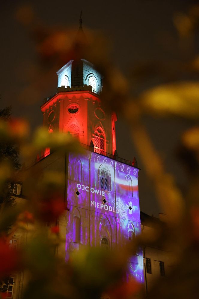 „Ojcowie Niepodległej” – wyjątkowy mapping na Wieży Trynitarskiej w Lublinie przed 11 listopada