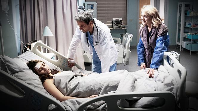 W rytmie serca 2 sezon. Alex (Julia Wieniawa), Katrin (Edyta Olszówka), Robert (Piotr Polk)  
