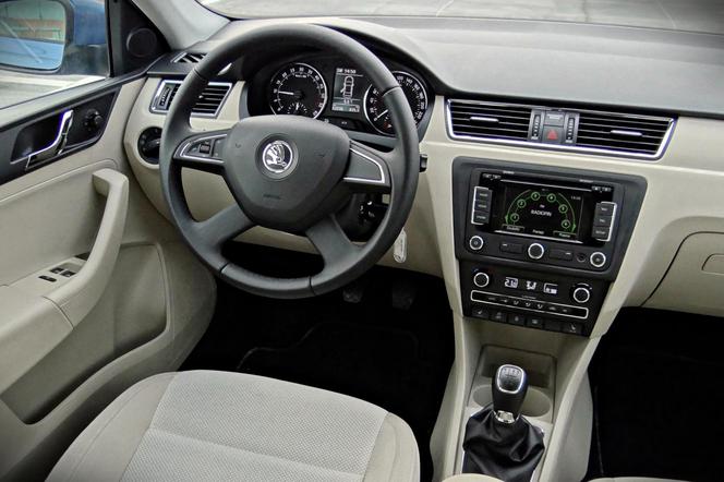 Skoda Rapid 1.6 TDI - TEST, opinie, zdjęcia - DZIENNIK DZIEŃ 4: Wnętrze, bagażnik i wyposażenie