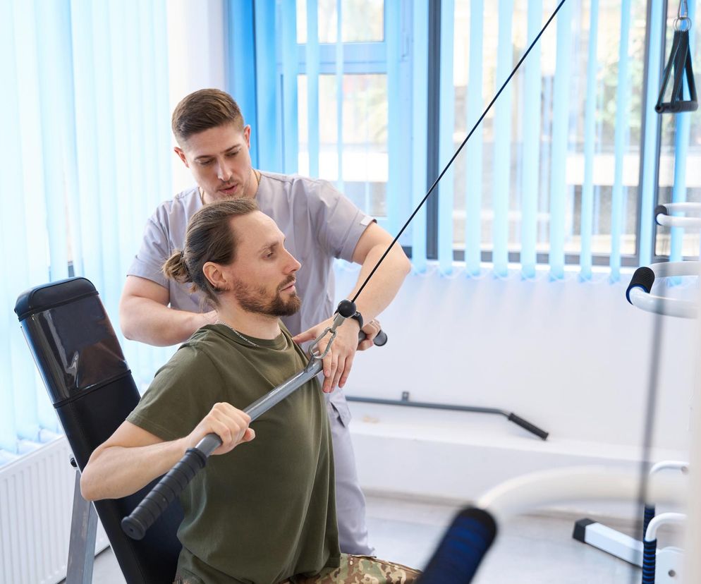 Darmowa rehabilitacja poza NFZ? Ta instytucja opłaci zabiegi, ale jest jeden warunek
