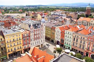 Rozpoznasz dolnośląskie miasto po rynku? 15/15 tylko dla mistrzów