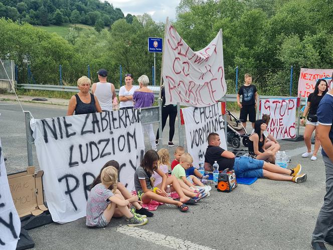 Protest mieszkańców Leluchowa