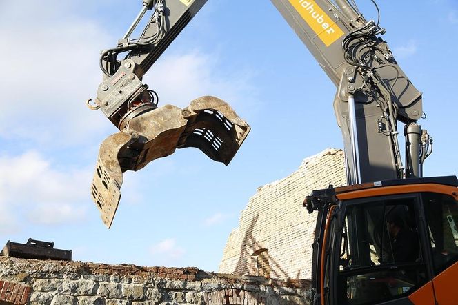 Zburzą dawną rzeźnie w Kaliszu? Budynek został wykreślony z ewidencji zabytków 