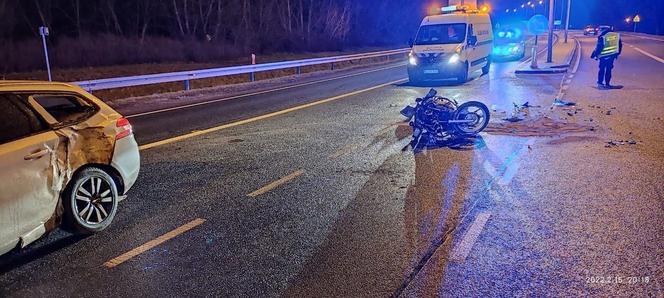 Zajechał drogę motocykliście. 18-latek trafił do szpitala