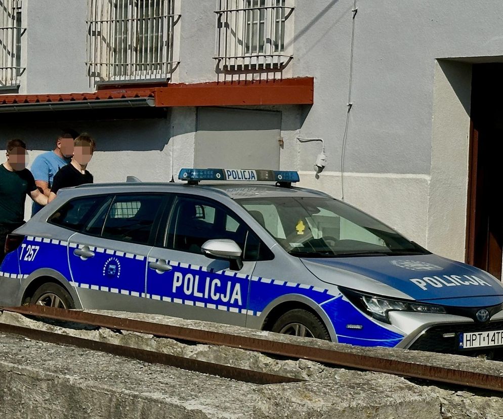 Gracjan zaatakował nożem swoich kolegów. Sąd podjął ważną decyzję w sprawie 17-letniego nożownika 