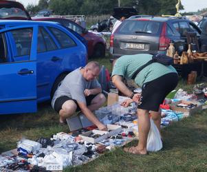  Pchli targ, czyli wyprzedaż garażowa w podbydgoskich Przyłękach [ZDJĘCIA]