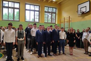 Rozpoczęcie roku szkolnego 2023/2024 w XVI Liceum Ogólnokształcącym w Tarnowie