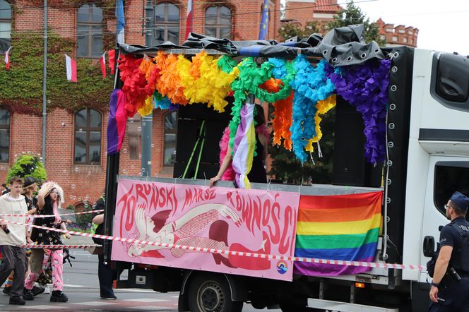 Marsz Równości w Toruniu i kontrmanifestacja