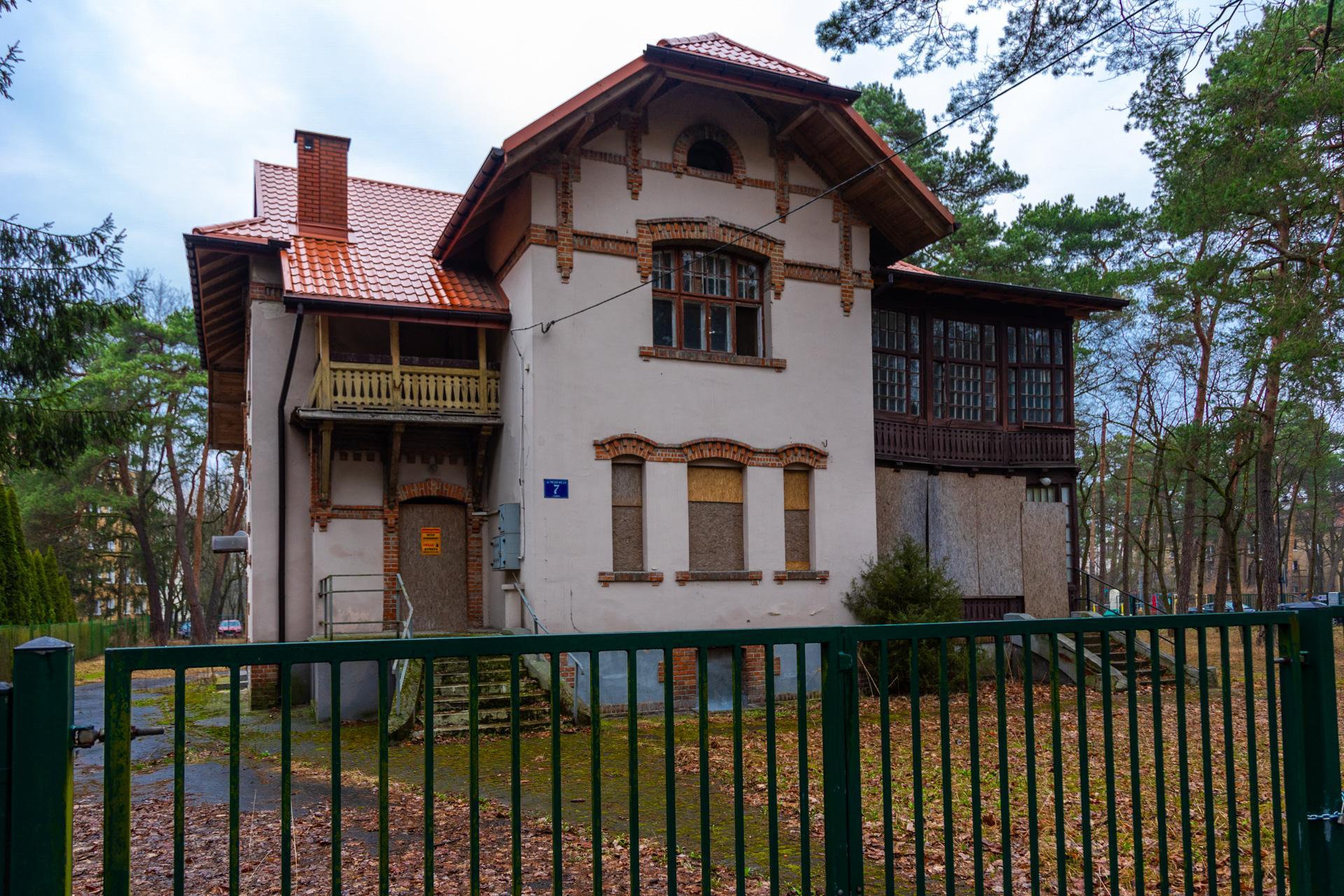 Konstancin-Jeziorna. Opuszczone wille - zobacz zdjęcia rezydencji, które kiedyś zachwycały