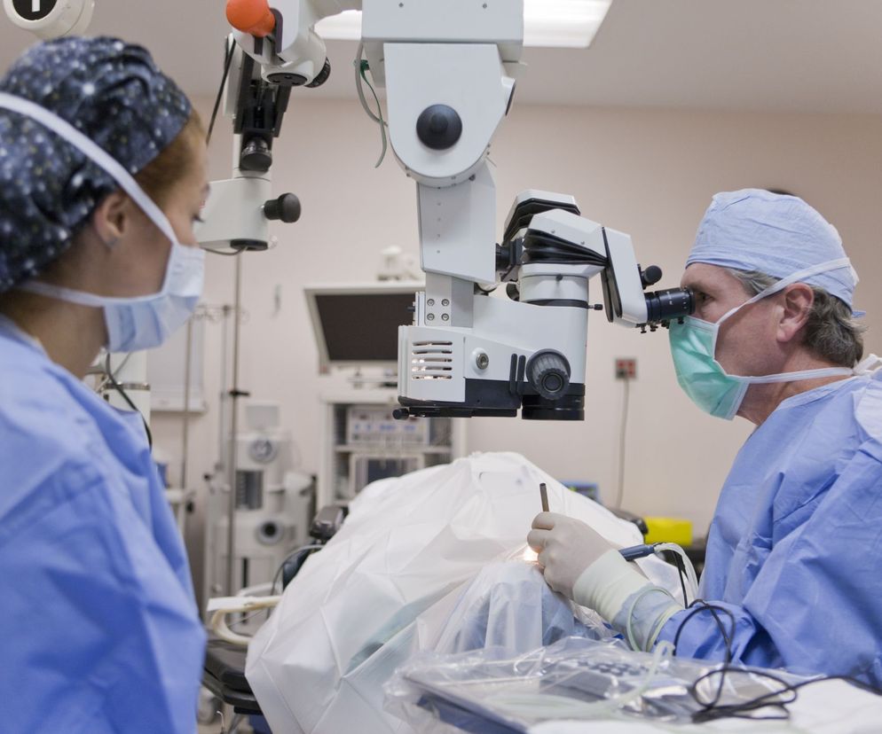 Trabekulektomia  to najskuteczniejsza i najczęściej stosowana operacyjna metoda leczenia jaskry.