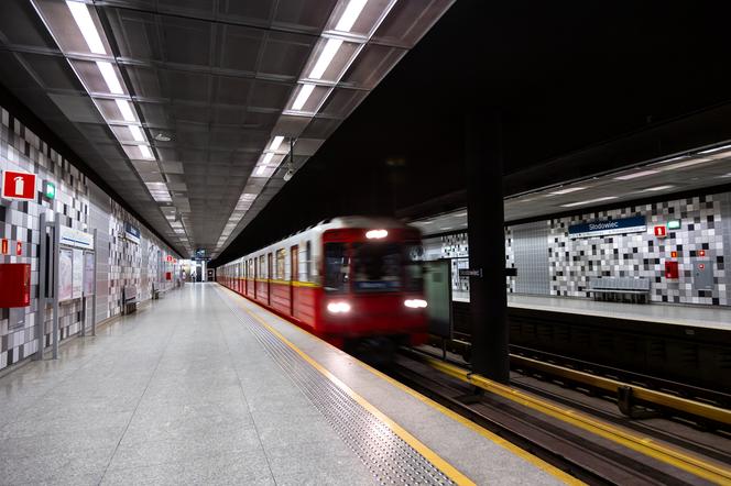 Stacja metra Słodowiec