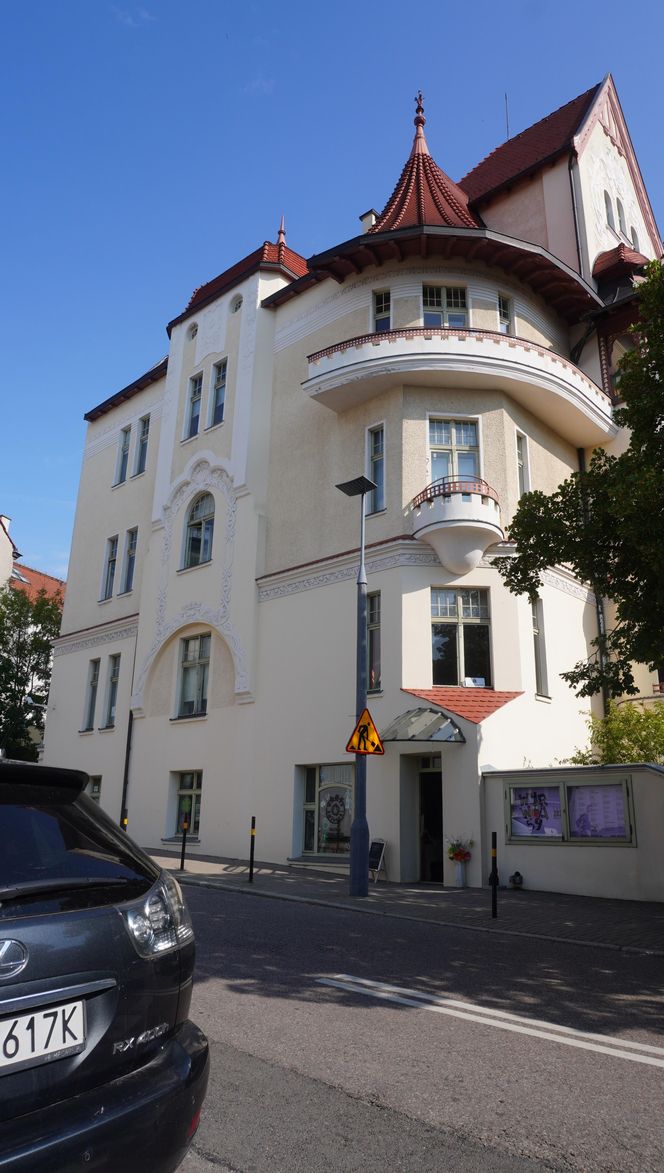 To jedna z piękniejszych kamienic w Olsztynie. Przetrwała wojnę