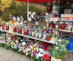 Ceny zniczy w Trójmieście. Sprawdziliśmy ceny na targach i w sklepach