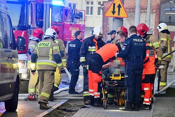 Znany pediatra potknął się i zginął pod kołami osobówki! Dramat w Bydgoszczy
