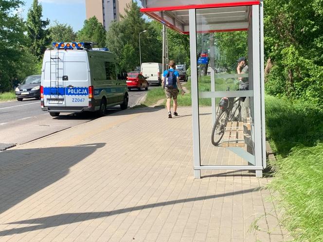 Rowerzysta wjechał w 5-latka wysiadającego z autobusu! Rodzice wpadli w szał i doszło do szarpaniny!
