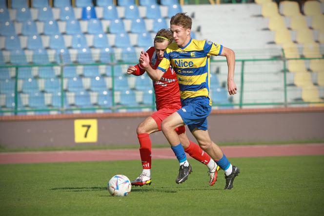 Elana Toruń - Pomorzanin Toruń 2:0, zdjęcia z meczu derbowego