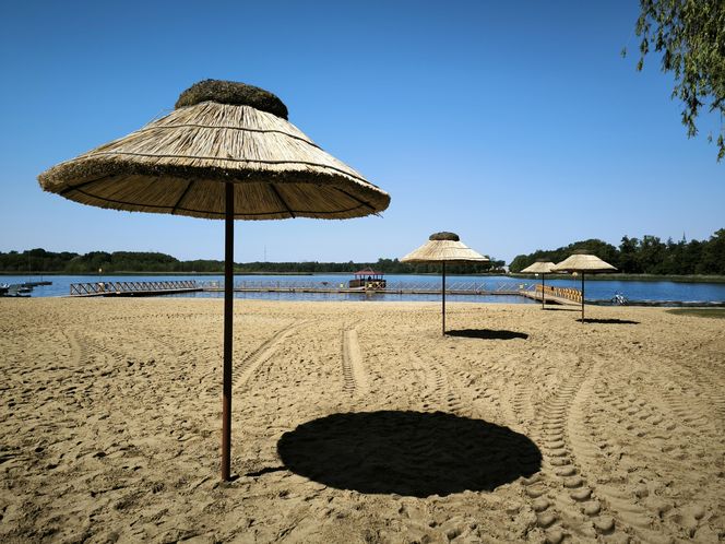 Plaża w Osiecznej przed sezonem letnim 