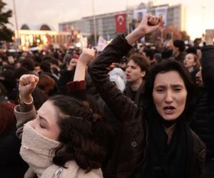 W Stambule doszło do starcia policji z protestującymi. Tłumy są przeciwne zatrzymaniu opozycyjnego burmistrza