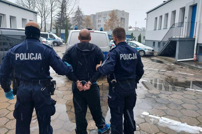 Ukrył narkotyki w piecu. 44-latkowi z Bełchatowa grozi do 10 lat więzienia