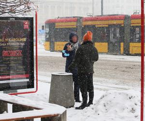 Wielka śnieżyca w Warszawie. Kiedy przestanie sypać? Zaskakująca prognoza