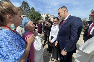 Karol Nawrocki z małżonką w USA. Tak przyjęto ich w Doleystown