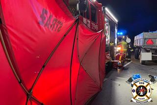 Wielkopolskie. Motocyklista uderzył w naczepę ciągnika! Był bez szans