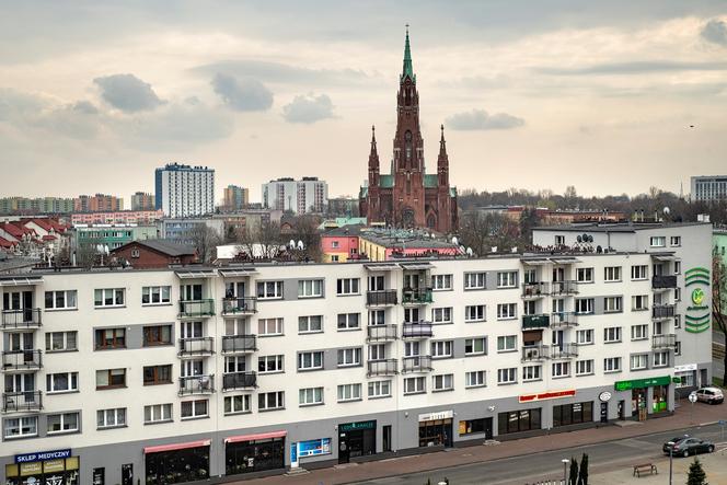 Coraz więcej aut w Dąbrowie Górniczej. Na 113 542 zameldowanych mieszkańców jest ponad 99 tysięcy samochodów. 