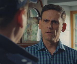 M jak miłość odc. 1876. Walat (Szymon Mysłakowski), Adam Karski (Patryk Szwichtenberg)