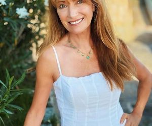 Jane Seymour ma 74 lata i wygląda obłędnie! Ujawniła, co dokładnie je