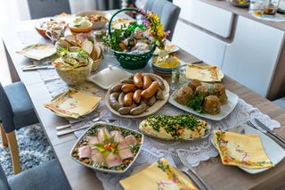 Jak nie przytyć w Wielkanoc? Tych produktów unikaj, jeśli się odchudzasz