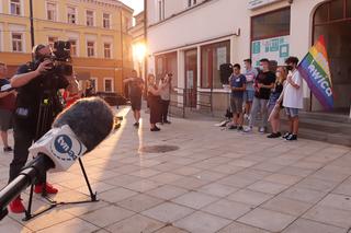 Tak protestowali mieszkańcy Tarnowa! Wsparcie dla telewizji TVN