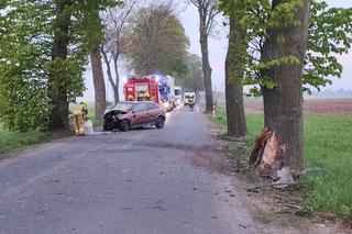 Poważny wypadek na trasie Rzęczkowo-Łążyn pod Toruniem. Strażacy z OSP ruszyli na pomoc