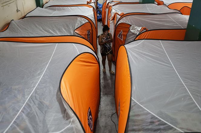 Supertajfun w Filipinach. Dwie osoby zginęły, ponad milion ewakuowanych