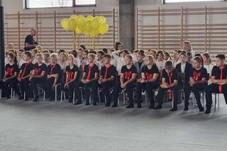 Nowa hala sportowa w Strzale