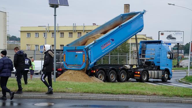 Nysa. Trwa ewakuacja mieszkańców