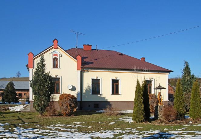 Ta wieś jest jedną z najpiękniejszych w Małopolsce. To tam nazwano dzwon imieniem Maryi