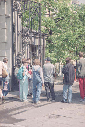 Tak wyglądała Warszawa lat 90.! Nie uwierzycie, ile się zmieniło [GALERIA]