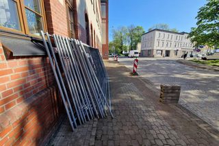 Zakończył się remont dachu kamienicy na Dąbrowskiego w Lesznie