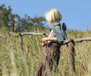 Oto największa wieś w Łódzkiem. Tutaj mieszka więcej osób niż w wielu miastach