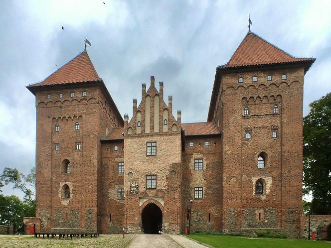 Nidzica to jedno z bogatszych miast w woj. warmińsko-mazurskim. Skrywa wiele przepięknych zabytków