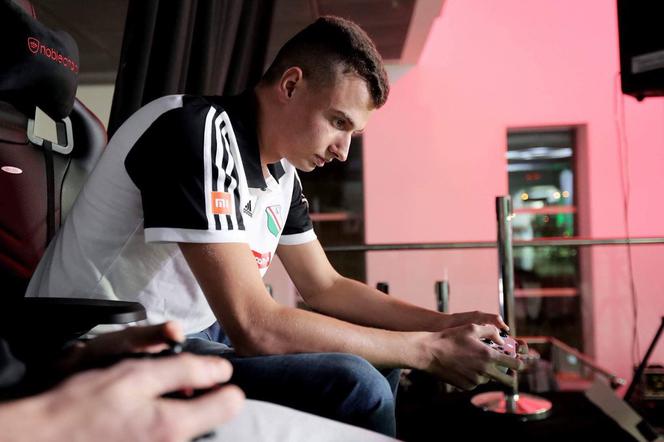 MODECOM Legia eSports Cup 2016