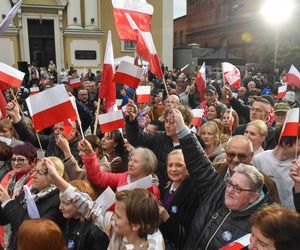 Karol Nawrocki przyjechał do Torunia. Fotorelacja ze spotkania