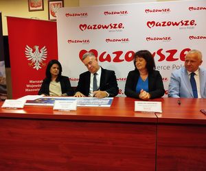 Mazowsze dotacje na szkoły, umowy