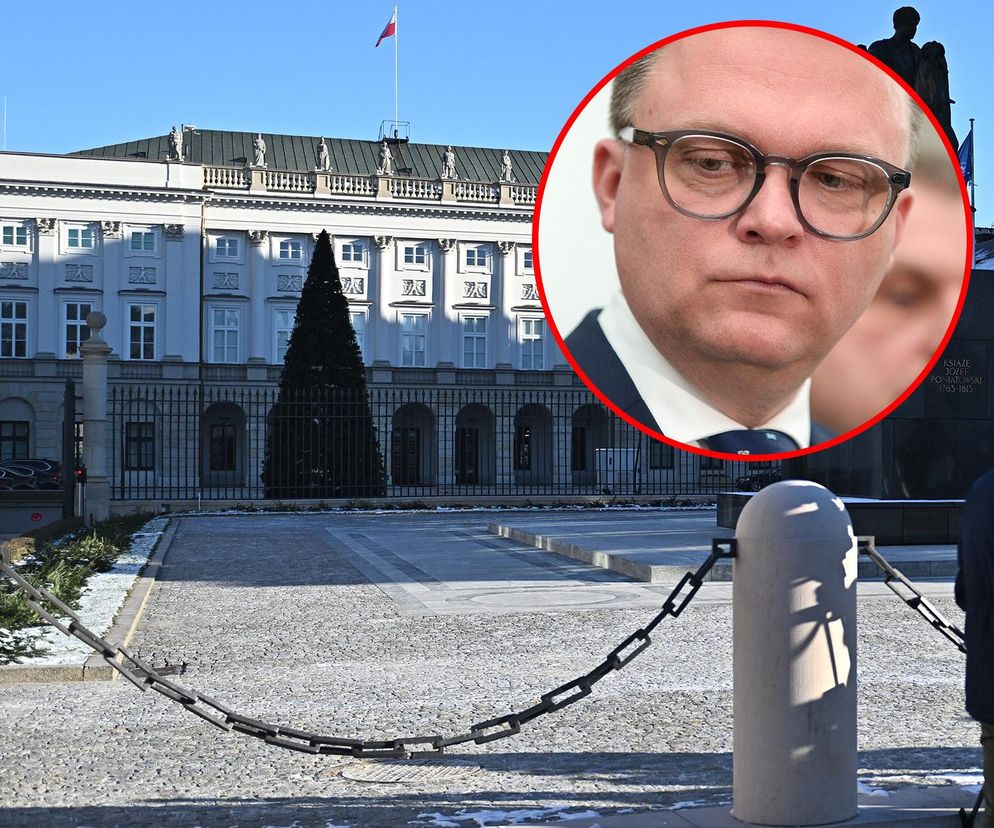 smutny Hołownia, w tle Pałac Prezydencki
