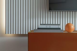 44-m mieszkanie w Gdańsku w kolorze beżu. pomarańczy, zieleni i akwamaryny