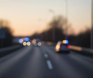 Akcja Znicz 2025. Co oznacza obecność tysięcy policjantów na drogach?