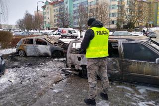 Pożar w Olsztynie! Osiem aut paliło się na osiedlu Jaroty!